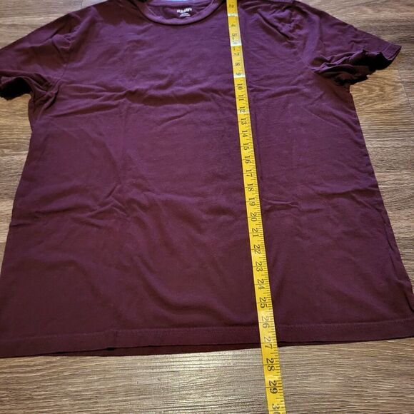 Old Navy Soft Washed Crewneck Short Sleeved Tee Shirt Men's Size Large, Maroon - Picture 5 of 5